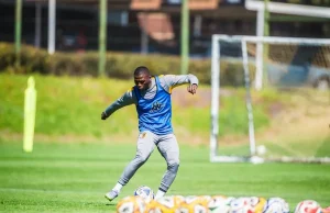 Kaizer Chiefs Injury Update: Three Key Players Facing Fitness Concerns Kaizer Chiefs injury news. Kaizer Chiefs injuries. Lebohang Maboe injury. Wandile Duba injury. Brandon Petersen injury. Thabiso Monyane injury. Kaizer Chiefs latest news. Kaizer Chiefs squad. Betway Premiership. Kaizer Chiefs injury update. Bafana Bafana. Pitso Mosimane