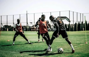 Kaizer Chiefs Injury List Grows as Another Key Player Suffers Setback Kaizer Chiefs, Kaizer Chiefs news, Kaizer Chiefs injuries, Lebohang Maboe, Brandon Petersen, Wandile Duba, Langelihle Phili, Khanyisa Mayo, Betway Premiership, PSL, Naturena, South African football