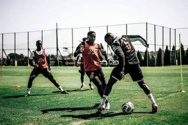 Kaizer Chiefs Injury News: Maboe Joins Growing List of Absentees Kaizer Chiefs, Kaizer Chiefs news, Kaizer Chiefs injuries, Lebohang Maboe, Brandon Petersen, Wandile Duba, Langelihle Phili, Khanyisa Mayo, Betway Premiership, PSL, Naturena, South African football