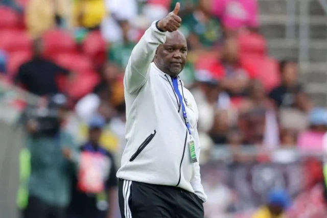 Pitso Mosimane Needs Hugo Broos’ Patience, Says Owen da Gama Pitso Mosimane Bafana Bafana. Owen da Gama, Hugo Broos, Bafana Bafana coach, Pitso Mosimane return, Bafana Bafana news, Pitso Mosimane tactics, Bafana Bafana Guinea, South Africa football, 2027 AFCON qualifiers