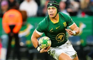 Springboks Rally Around Cheslin Kolbe as Injury Recovery Begins Cheslin Kolbe injury. springboks-cheslin-kolbe-broken-jaw-injury-recovery. Cheslin Kolbe, Cheslin Kolbe injury, Cheslin Kolbe broken jaw, Springboks, Springboks news, Rassie Erasmus, All Blacks vs Springboks, Springboks injury news, Damian de Allende, Ox Nche, Trevor Nyakane, Dricus du Plessis, South African rugby