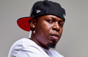 Coach Kling Sets the Tone With Debut Single ‘Money Dance’ Featuring Nasty C and Khuli Chana Coach Kling, Money Dance, Nasty C, Khuli Chana, South African Hip Hop, SA Hip Hop, SaakBeats, new music, hip-hop collaboration, debut single.
