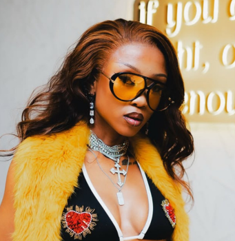 Moozlie Celebrates First Career Plaque — But It Means More Than Numbers Moozlie, Nomuzi Mabena, Industry Nite SA, South African Hip-Hop, SA Hip-Hop, South African Music, MTV Base, Music News, Entertainment News