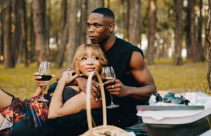 Nadia Nakai and Toss join forces for new joint EP Do’s and Dont’s Nadia Nakai Toss EP. Nadia Nakai and Toss. Do’s and Dont’s EP. Nadia Nakai new music. Toss new music. Nadia Nakai EP. Toss EP. Nadia Nakai Toss collaboration. South African hip-hop. Amapiano. SA hip-hop. Nadia Nakai latest news. Toss latest news. Do’s and Dont’s release date. South African music