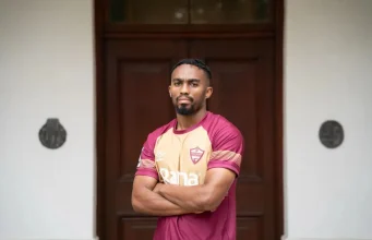 Gavin Hunt Reunites With Former Kaizer Chiefs Star Njabulo Blom at Stellenbosch Njabulo Blom Stellenbosch. Njabulo Blom. Gavin Hunt. Stellenbosch FC. Kaizer Chiefs. Bafana Bafana. Borneo Samarinda. Njabulo Blom transfer. Njabulo Blom loan. Betway Premiership. South African football. Kaizer Chiefs news. Stellenbosch FC news