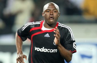 Thulasizwe Mbuyane Recalls the Pressure of Orlando Pirates’ Sundowns Battles Thulasizwe Mbuyane. Thulasizwe Mbuyane, Orlando Pirates, Irvin Khoza, Orlando Pirates vs Sundowns, Pirates-Sundowns rivalry, Mamelodi Sundowns, Orlando Pirates news, Thulasizwe Mbuyane Sundowns