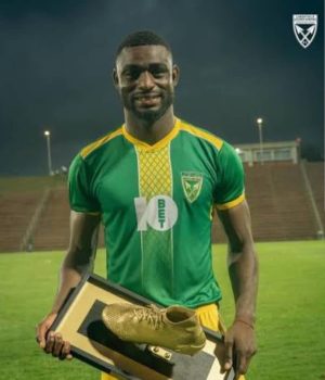 Who Is Junior Dion? The Golden Arrows Striker Fans Won’t Forget Junior Dion, Golden Arrows, Mamelodi Sundowns, PSL, Premier Soccer League, South African Football, PSL News, Yanela Mbuthuma. Junior Dion Golden Arrows, Junior Dion goals, Junior Dion Sundowns, Golden Arrows striker, PSL strikers, Yanela Mbuthuma, Junior Dion five goals
