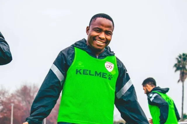 Keletso Makgalwa. Makgalwa Kaizer Chiefs, Makgalwa Simba SC, Keletso Makgalwa Sekhukhune United, Kaizer Chiefs transfer news, PSL transfers, Chiefs targets, former Sundowns attacker