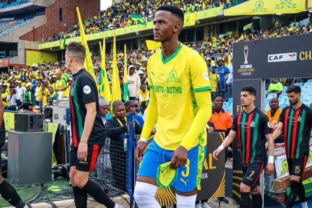Khulumani Ndamane Targeted by Braga and Famalicão in Portugal Khulumani Ndamane. Khulumani Ndamane transfer. Khulumani Ndamane Braga. Khulumani Ndamane Famalicão. Mamelodi Sundowns transfer news. Mamelodi Sundowns. Bafana Bafana. Khulumani Ndamane Europe. Portuguese clubs. Braga transfer news. Famalicão transfer news. PSL transfer news. South African football. January transfer window. Bafana Bafana defenders. Sundowns players