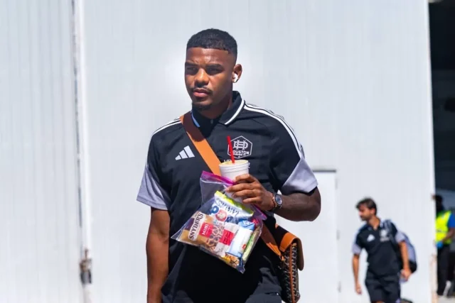 Lyle Foster Scores on MLS Debut Start for Houston Dynamo Lyle Foster, Lyle Foster Houston Dynamo, Foster MLS goal. Bongokuhle Hlongwane, Minnesota United, Houston Dynamo, Bafana Bafana strikers, Burnley loan, Duncan McGuire, Kelvin Yeboah, South Africans in MLS