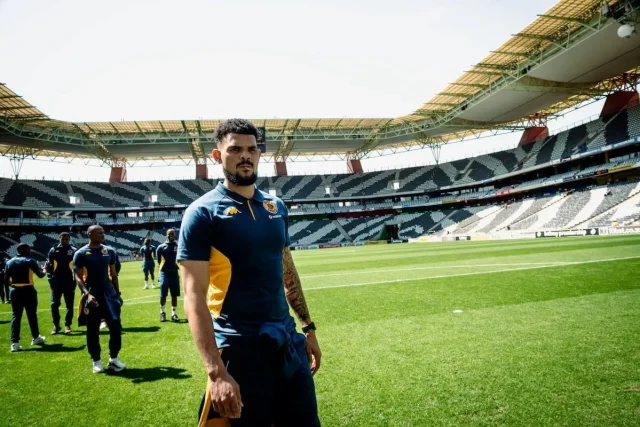 Chiefs Under Fire: Poor Form, Trophy Drought, Stellies Next Kaizer Chiefs form, Chiefs trophy drought, Chiefs vs. Stellenbosch. Chiefs injury news, Flavio Silva, Khanyisa Mayo, Langelihle Phili, Lebohang Maboe, Thabo Moloisane, Betway Premiership, Amakhosi news