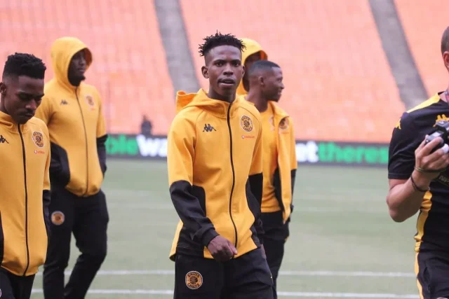 Thulani Mabaso Kaizer Chiefs. Kaizer Chiefs vs Stellenbosch FC, Chiefs starting XI, Fernando Da Cruz Chiefs, Kaizer Chiefs injury news, Chiefs team news October 2026, Betway Premiership Chiefs, Kaizer Motaung Jr, Chiefs DDC Soweto derby, Amakhosi midfielder