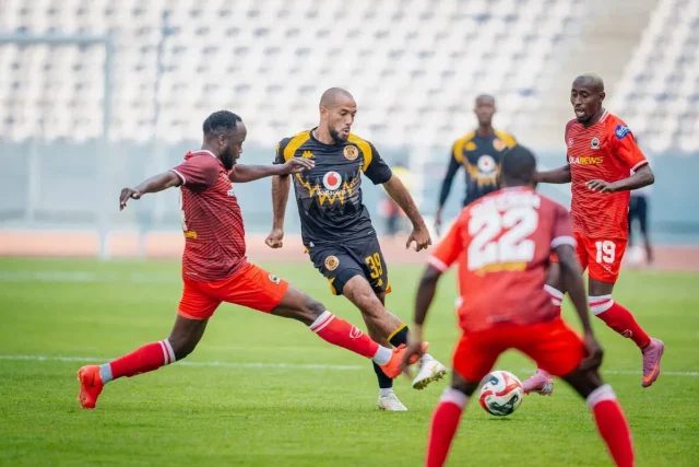 Kaizer Chiefs’ Midfield Crisis Deepens: Can Da Cruz Find the Right Formula? Kaizer Chiefs news Fernando Da Cruz tactics Lebohang Maboe injury Reeve Frosler Sibongiseni Mthethwa Kaizer Chiefs vs Red Arrows CAF Confederation Cup Betway Premiership