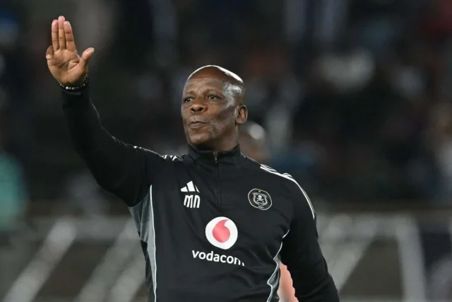 Mandla Ncikazi leaves Orlando Pirates. Mandla Ncikazi Golden Arrows. Mandla Ncikazi new coach. Orlando Pirates assistant coach. Orlando Pirates news. Golden Arrows coach. Mandla Ncikazi latest news. Orlando Pirates coaching staff. Betway Premiership. PSL news. South African football. Orlando Pirates CAF Champions League