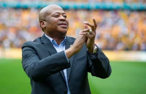 Bobby Motaung Backs Fernando Da Cruz Amid Kaizer Chiefs Pressure, Reveals Coaches’ Long Hours at Naturena Kaizer Chiefs coach Fernando Da Cruz. Bobby Motaung latest news. Fernando Da Cruz latest news. Kaizer Chiefs latest news. Kaizer Chiefs coaching news. Fernando Da Cruz working hours. Naturena training ground. Betway Premiership. Kaizer Chiefs technical team. Amakhosi supporters