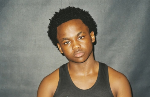 BABYLOWSK1 drops “FAMILY N FRIENDS” video, the most personal chapter of the BLEEDN’ rollout BABYLOWSK1 FAMILY N FRIENDS. BABYLOWSK1 BLEEDN', BLEEDN' album, BABYLOWSK1 music video, Lordnelle, UNKWN STUDIOS, BALVAGANII, BELEEDAT, South African hip hop 2026