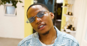 Loatinover Pounds Takes Over Apple Music Hip-Hop Chart With “5 Roses” Loatinover Pounds 5 Roses. Loatinover Pounds Ground 2 Glory. 5 Roses Loatinover Pounds. Loatinover Pounds Apple Music. Loatinover Pounds No. 1. Loatinover Pounds new music. Ground 2 Glory album. Loatinover Pounds My Life. Loatinover Pounds Hood Gospels. A-Reece Hood Gospels. Pretoria hip-hop. South African hip-hop