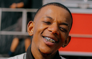 Maglera Doe Boy Steps Into Acting With New Film Mzansi Maglera Doe Boy Mzansi. Maglera Doe Boy acting debut. Maglera Doe Boy movie. Mzansi film 2026. Maglera Doe Boy film. Mzansi short film. Maglera Doe Boy trailer. 25K. Sir Trill. Young Stunna. South African hip-hop. South African film. South African music. Brian O'Haze