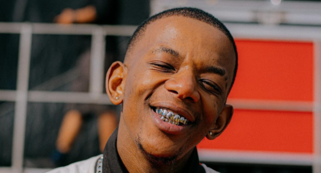 Maglera Doe Boy Makes Acting Debut in New Film Mzansi Maglera Doe Boy Mzansi. Maglera Doe Boy acting debut. Maglera Doe Boy movie. Mzansi film 2026. Maglera Doe Boy film. Mzansi short film. Maglera Doe Boy trailer. 25K. Sir Trill. Young Stunna. South African hip-hop. South African film. South African music. Brian O'Haze