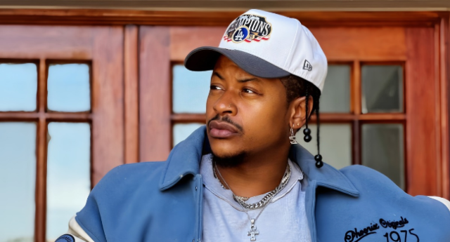Priddy Ugly Reunites With Herc Cut The Lights for STRAATENG Priddy Ugly STRAATENG. Priddy Ugly. STRAATENG. Priddy Ugly new music. Priddy Ugly new song. Herc Cut The Lights. Priddy Ugly Herc Cut The Lights. Priddy Ugly 325 straateng. Priddy Ugly SOIL. Priddy Ugly MUD. Priddy Ugly DUST. South African hip hop. SA hip hop news. Priddy Ugly latest
