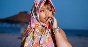 Mawhoo Puts Mystery Man in the Spotlight Amid Cyan Boujee Drama Mawhoo and Cyan Boujee drama. Mawhoo mystery man. Cyan Boujee drama. Mawhoo relationship. Mawhoo WhatsApp status. Cyan Boujee relationship drama. Mawhoo latest news. South African celebrity news. Mzansi entertainment news. Mawhoo and Cyan Boujee