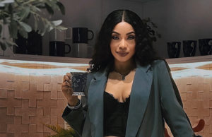 Rouge and Ayanda Jiya Turn Relationship Red Flags Into a Wake-Up Call on “Vuka” Rouge Vuka featuring Ayanda Jiya. Rouge Vuka. Vuka Batlao Hurda. Rouge new song 2026. Ayanda Jiya Vuka. Rouge Ayanda Jiya. Vuka song. Rouge new single. South African hip-hop. SA hip-hop. South African music. relationship songs. relationship red flags song. Wichi1080. David Gresham Records