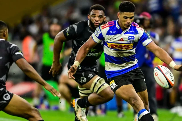 LIVE: Stormers v Sharks, URC Derby Updates From Cape Town Stormers vs Sharks live score, URC live scoring, coastal derby. Stormers v Sharks team news, DHL Stadium, United Rugby Championship, John Dobson, JP Pietersen, Sacha Feinberg-Mngomezulu, Damian Willemse, Cobus Reinach, URC Round 3, URC standings, SuperSport rugby