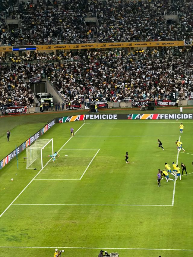 Pirates Miss Penalty as Williams Keeps Sundowns Ahead Ronwen Williams penalty save, Lungu penalty miss, MTN8 final. Ghampani Lungu, Orlando Pirates, Mamelodi Sundowns, Pirates vs Sundowns, Moses Mabhida Stadium, MTN8 final 2026, penalty save