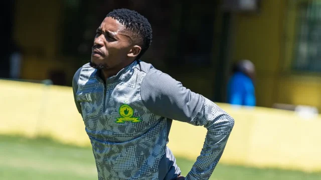 Monnapule Saleng latest news. Monnapule Saleng showboating. Orlando Pirates news. Orlando Pirates fans. Saleng football skills. Buccaneers supporters. South African football news. PSL latest news. Once a Buccaneer always a Buccaneer